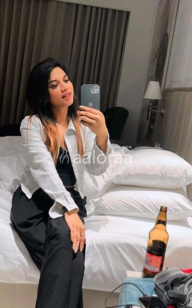 DELHI MYSELF VIDHYA CALL GIRL & BODY-2-BODY SEX MASSAGE SPA SERVICES OUTCALL INCALL 24 HOURS