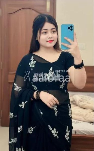 call girls in delhi ncr 9958O18831