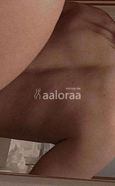 INDEPENDENT YOURS HOLI Bae Ekans here only for females Romantic Massage At your Suggested place