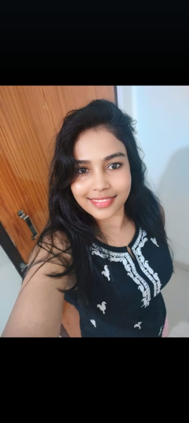 Best' VIP call girl services provider available in your city enjoy The