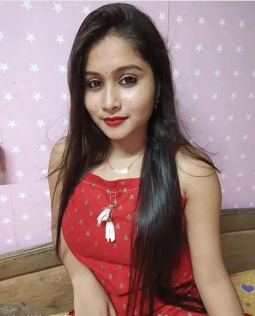 Nisha Singh call me fast home service hotel service available hhdj