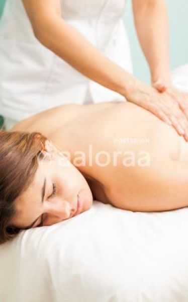 MODEL GIRLS IN SPA CENTER Nude B2B Massage Enjoy Sandwich Massage -Fun % Hygienic Place Available