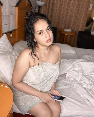 1hr ➡ 800 /- 🟡🎋. 2 hr ➡ 1300 /- 🔵. 3 hr ➡🪻 1800 /- 🟢. 4 hr 👉 200