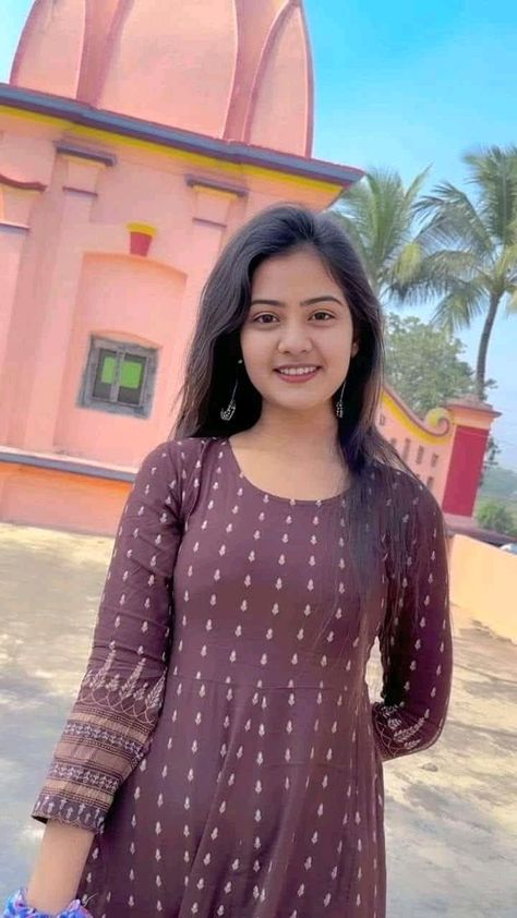 Jivika Sharma call girl 24x7 Available VIP escort service 🤩😍🥰