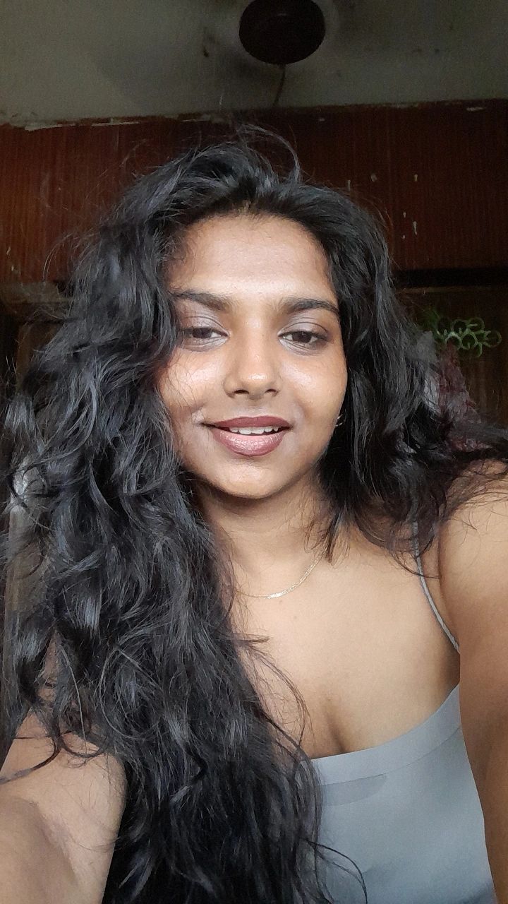 Erode Swati murgun அனைத்து உள்ளூர் பெண்களும் அல்லது கல்லூரி தமிழ் பெண்