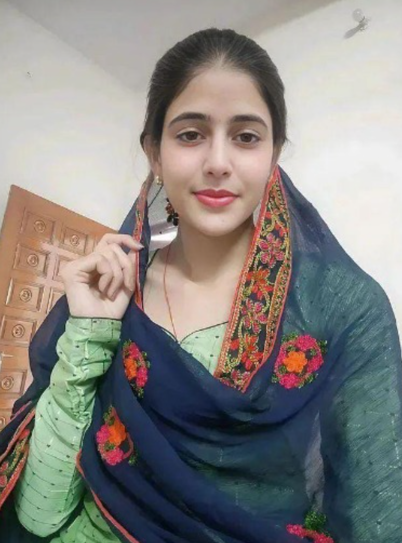 Tiara Sharma call girl 24x7 Available VIP escort service 🤩😍🥰