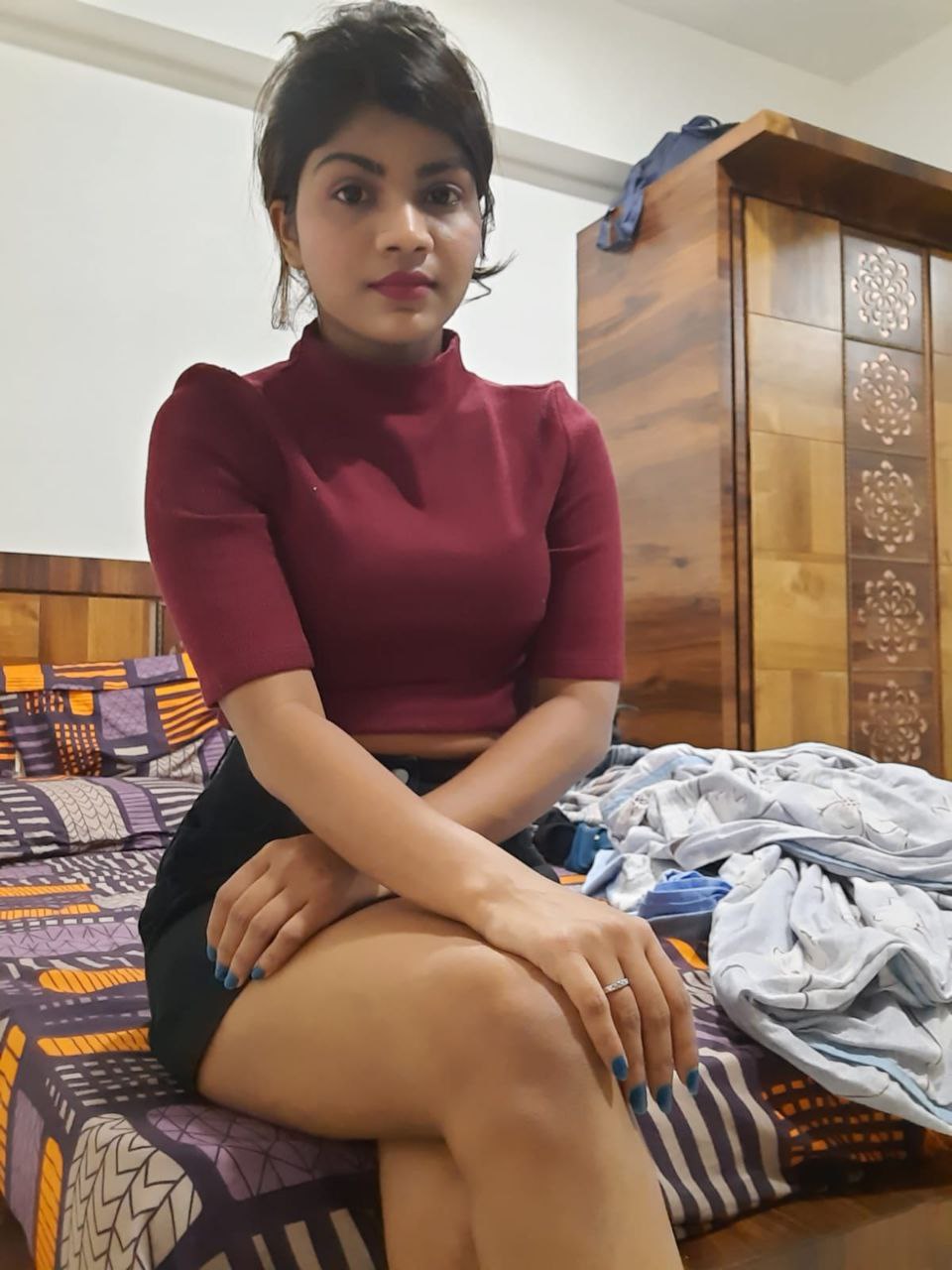 . hyd My self Radhika Escorts service VIP Girl low price