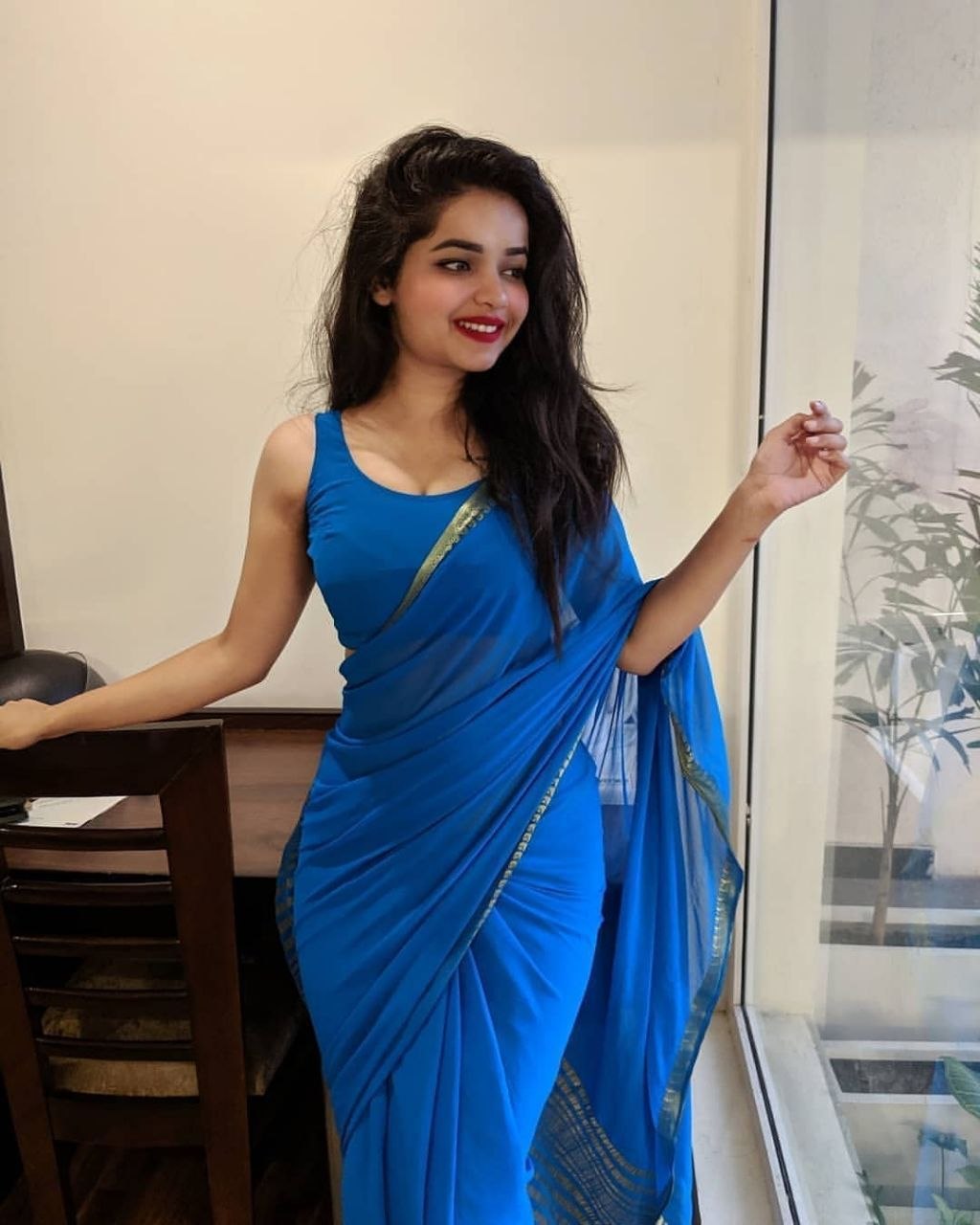 Mumbai myself Riya gys affordable price outcall incall book girl
