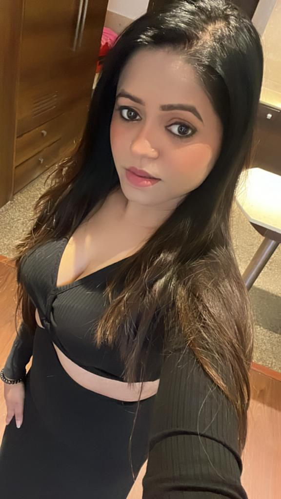 Incall and out call service available for Cash payment 💋
