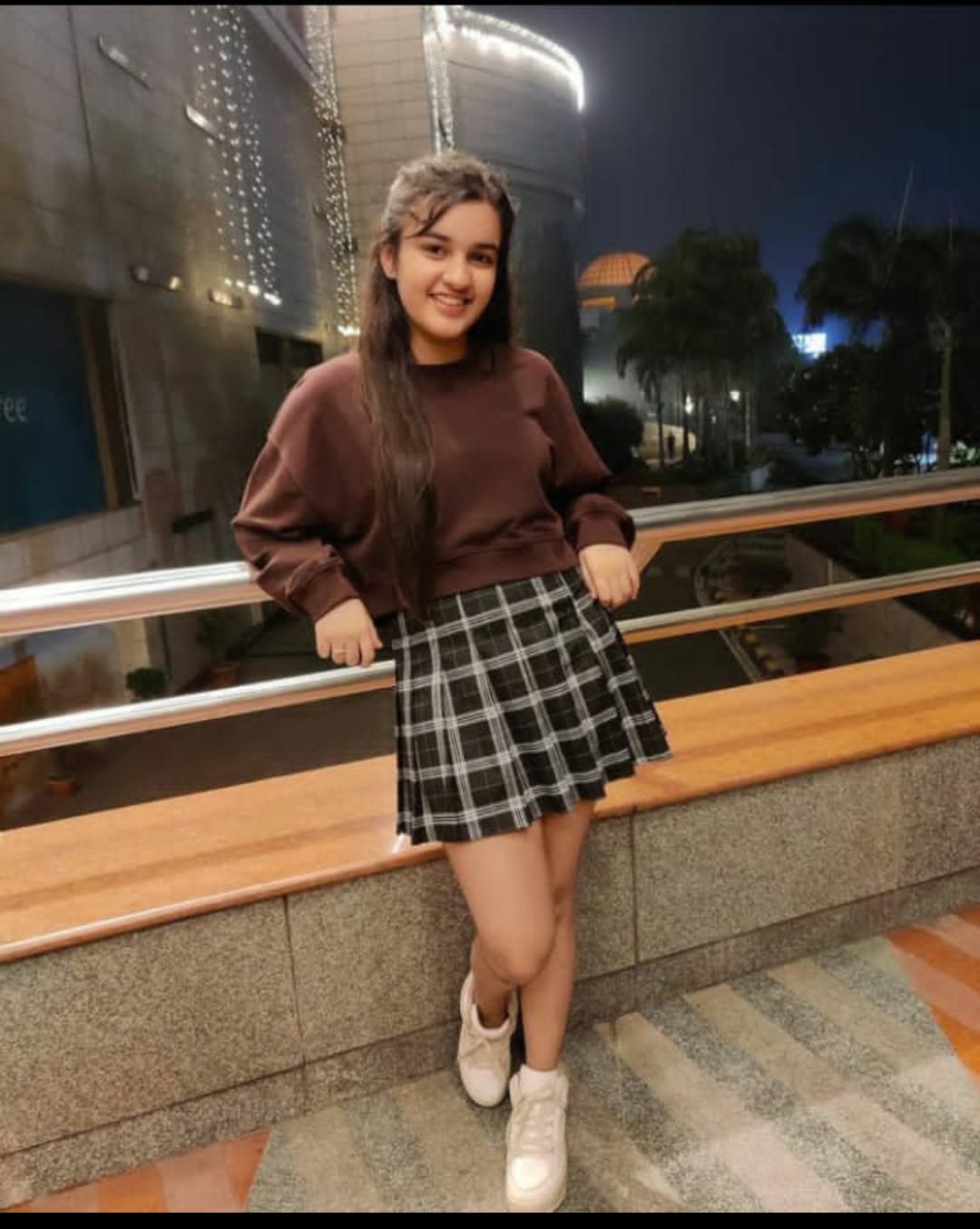 Delhi Today best high profile girls available hotel and home servic