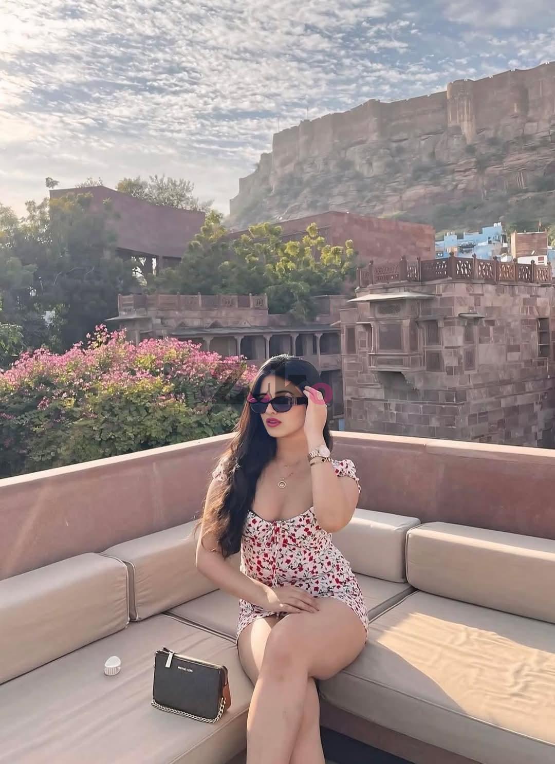 ANDHERI AIRPORT NEAR CALL GIRL ESCORT SERVICE MUMBAI