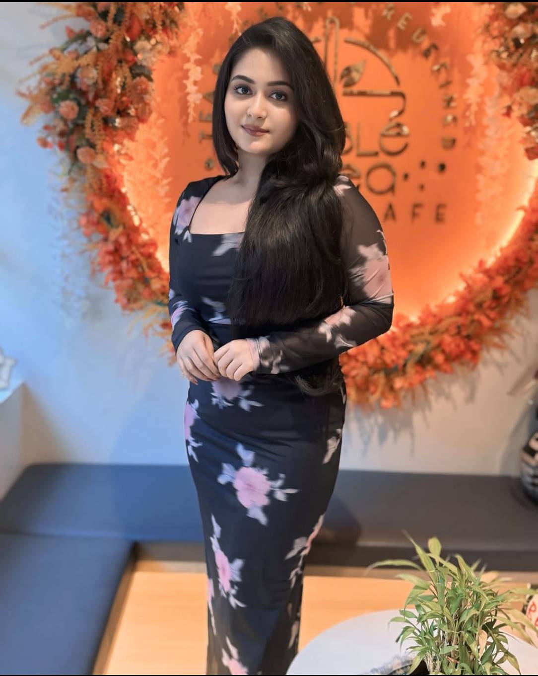 AHEMDABAD TRUSTED 💯% SAFE SECURE 🔐AFFORDABLE PRICE HOT COLLEGE GIRLS