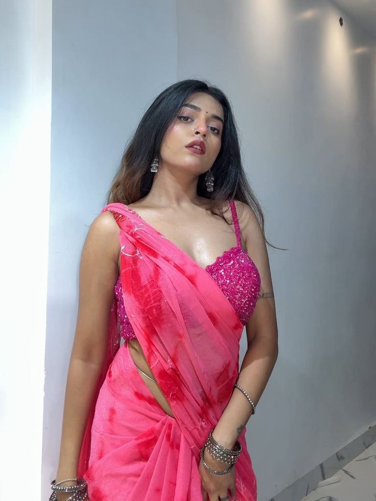 Priya low price 💯 safe and secure in call out call available faidabad