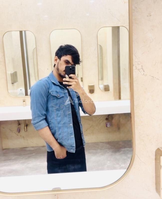 Call boy 76 inch dick service for allMassage and sex available