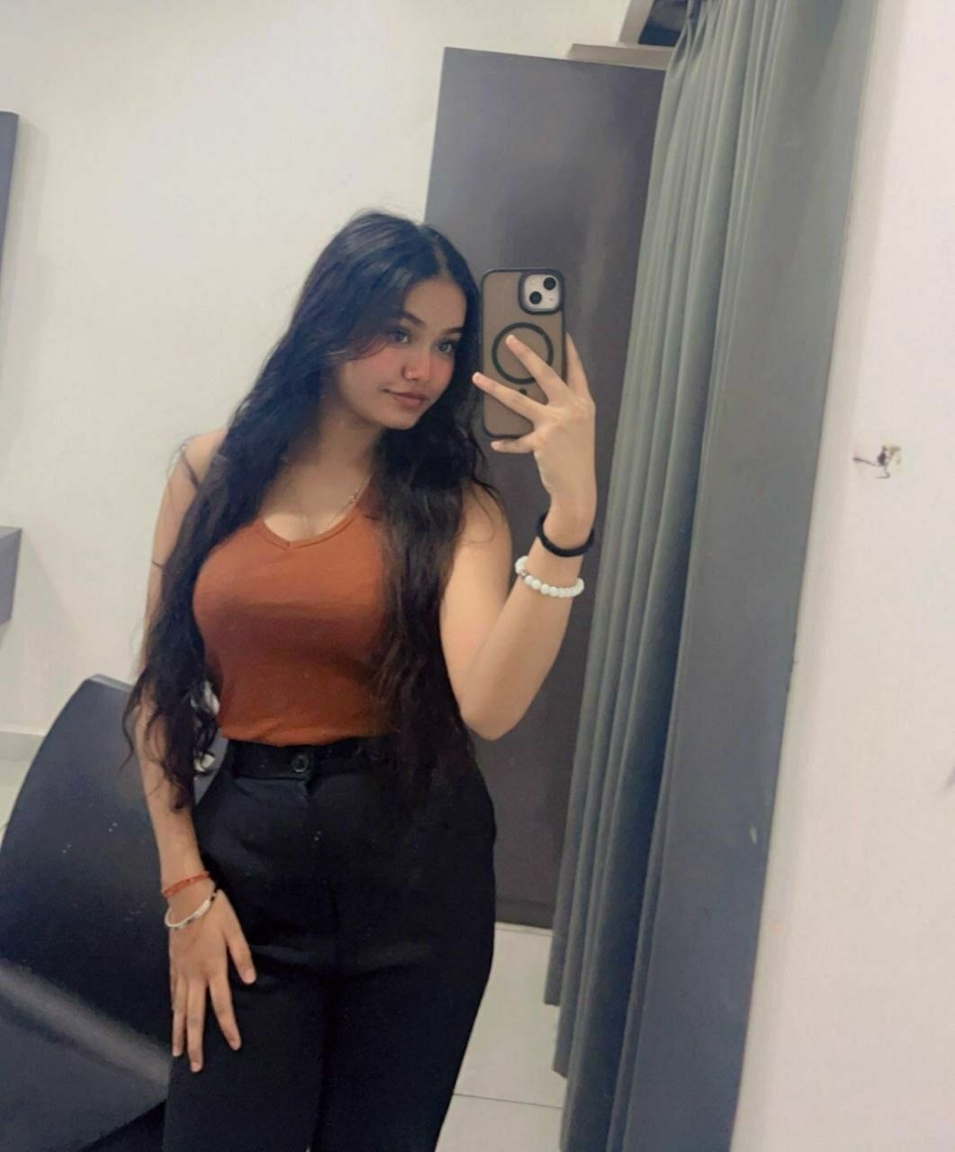 1500 UNLIMITED SHOT HIGH PROFILE GIRL AVAILABLE OUT CALL INCALL/&$!" in Delhi