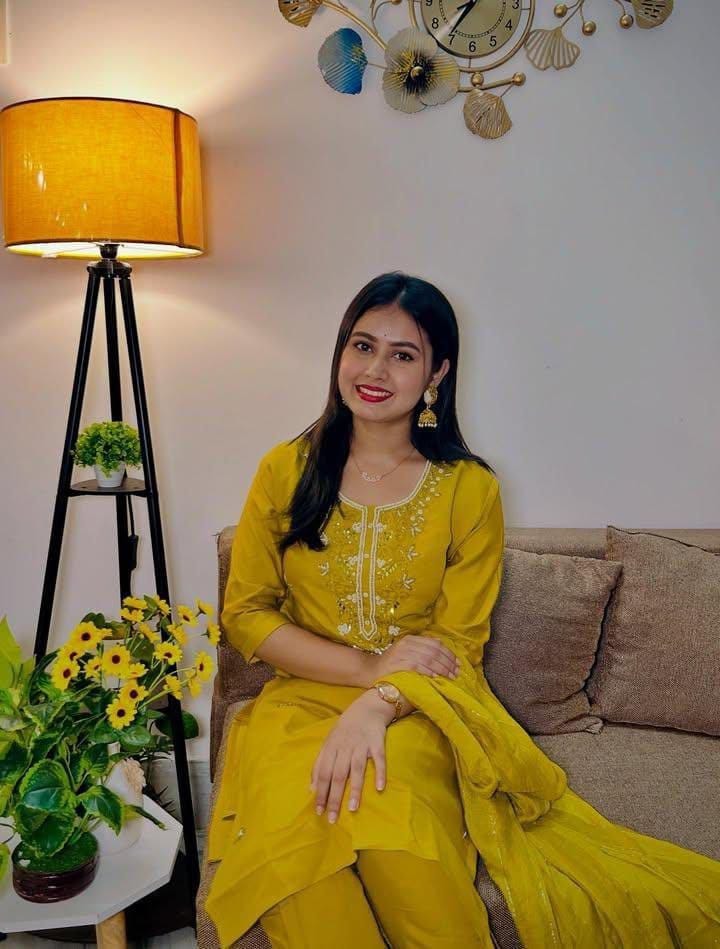 DEVIKA REAL MEET DOOR STEP INDEPENDENT CALL GIRLS SERVICE in Delhi