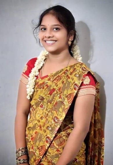 Khushi Sharma Faridabad college girls service available