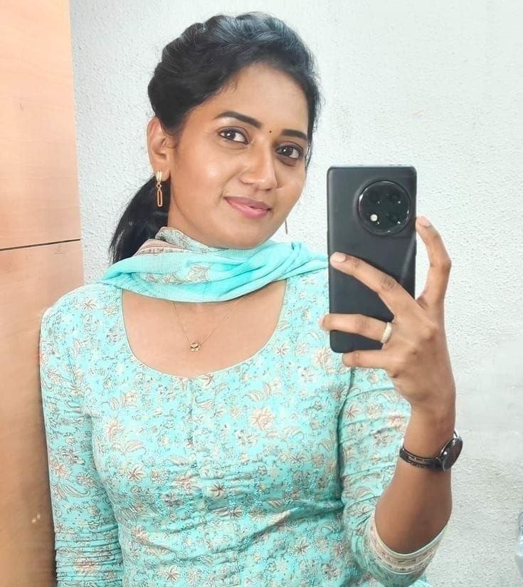 KAVYA 🥰 VIP GENUINE TRUSTED CALL GIRL SERVICE AVAILABLE